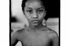 il ragazzo col pallone rotto