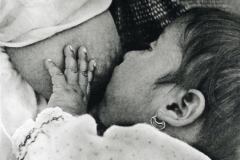 Bambina che prende il latte, 1927